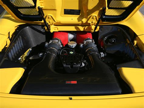 FERRARI 458 ITALIA - ferrari-458-spider_engine_10.jpg