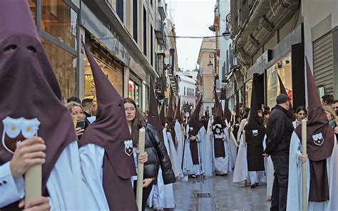 Semana Santa conheça as tradições centenárias de Sevilha