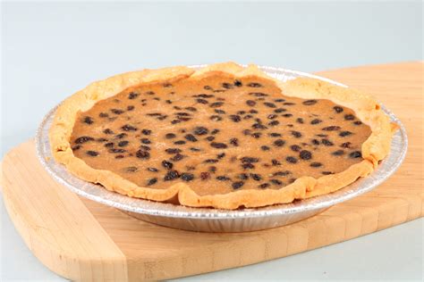 Pumpkin Sour Cream Raisin Pie • Melanie's Tasty Treats