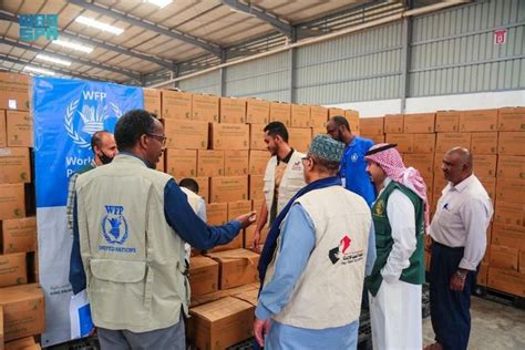 More Than 2700 Tons Of Dates Given To Yemeni Families As Ksrelief