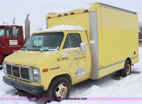 Gmc Vandura G Box Truck In Junction City Ks Item H Sold