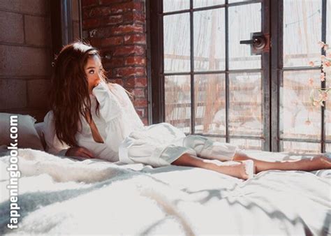 Brenda Song BRENDASONG Nude OnlyFans Leaks Fappening FappeningBook