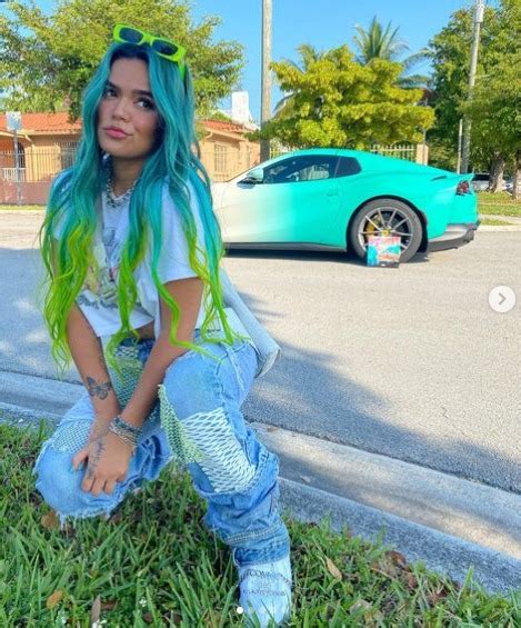 ¿qué Significa El Cabello Azul De Karol G Infobae