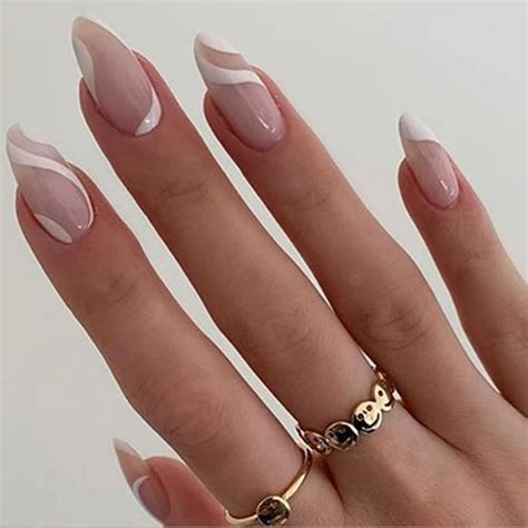 JUSTOTRY 24 Pièces Amande Faux Ongles Court Blanc French Press on Nails Courts avec Wavy Nude