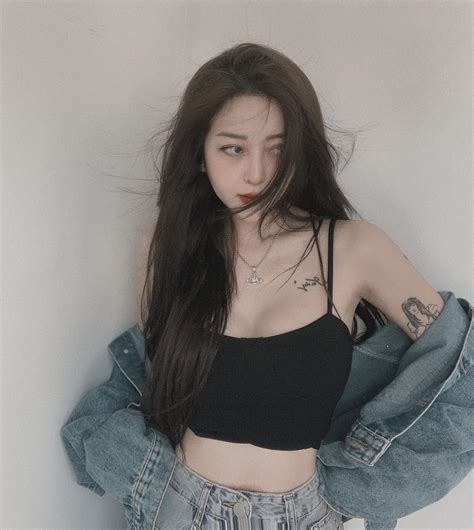 Hot girl 9X bị netizen đồn là bạn gái mới của Hồng Thanh Diễn viên nhóm hài nổi tiếng nhan sắc