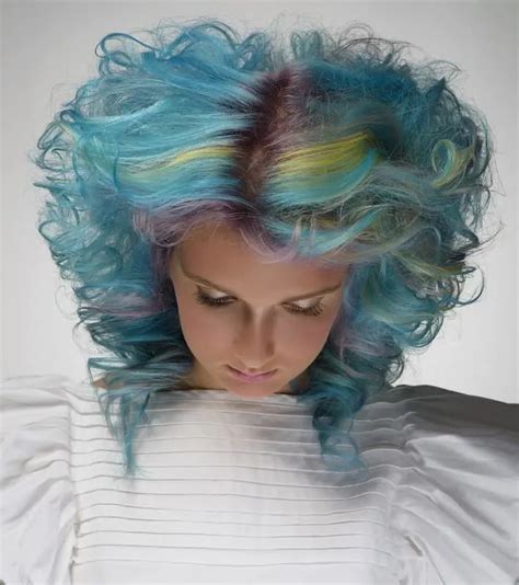 23 Hair Color Streaks Ideas For A Gorgeous Look Hairstylecamp