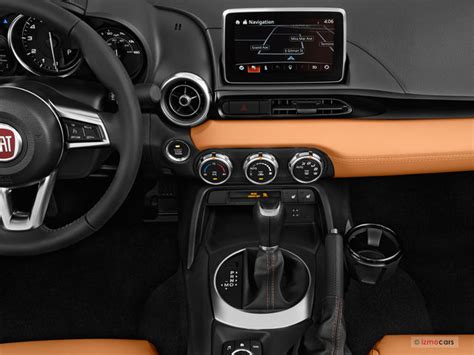 2020 FIAT 124 Spider: 86 Interior Photos | U.S. News