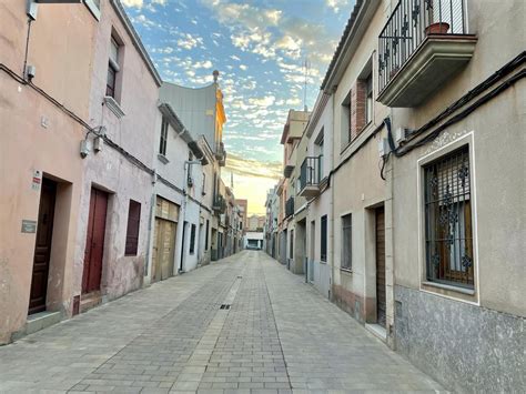 El Carrer De Sant Sadurn Prioritari Per A Vianants