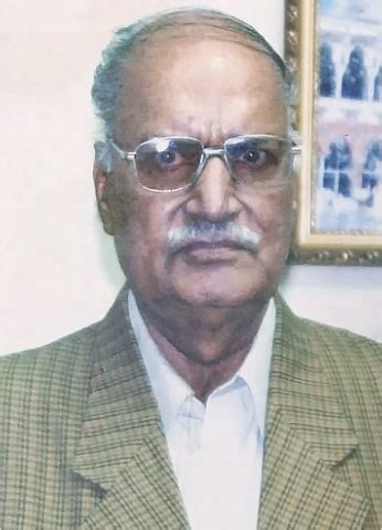 literary notes poet zafar iqbal    deserved kamal  fun