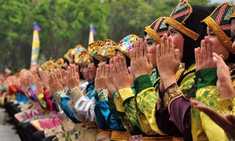 208 Bahasa Aceh dan Artinya serta Contoh Kalimat Sehari-hari