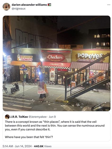 A secret q17 stop allows for a quicker transfer to the subway 7