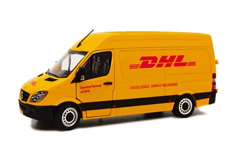 Mercedes Sprinter DHL Marge Models 1905 05 03 Escala 1 32