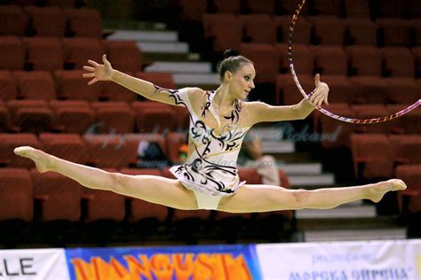 Delphine Ledoux Fra Hoop Rhythmic Gymnastics Gymnastics Rhythmic