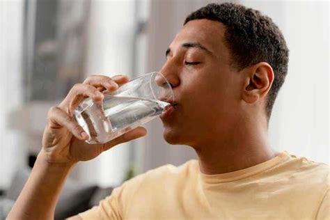 Boire De L Eau La Solution Pour Une Meilleure Sant