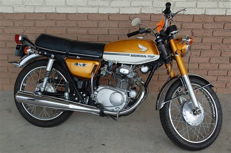 honda cb  vintage motorcycle  sale