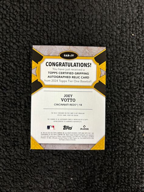 Topps Tier One Joey Votto Gripping Auto Relic Holo Gold Foil