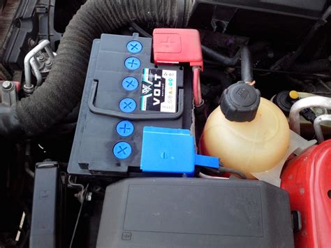 Новый аккумулятор — Renault Megane I, 1,4 л, 2003 года | электроника ...