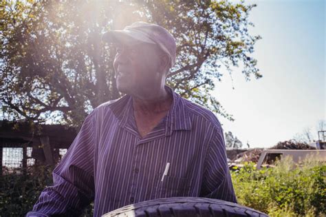 A Difficult Harvest For Americas Black Farmers The New York Times