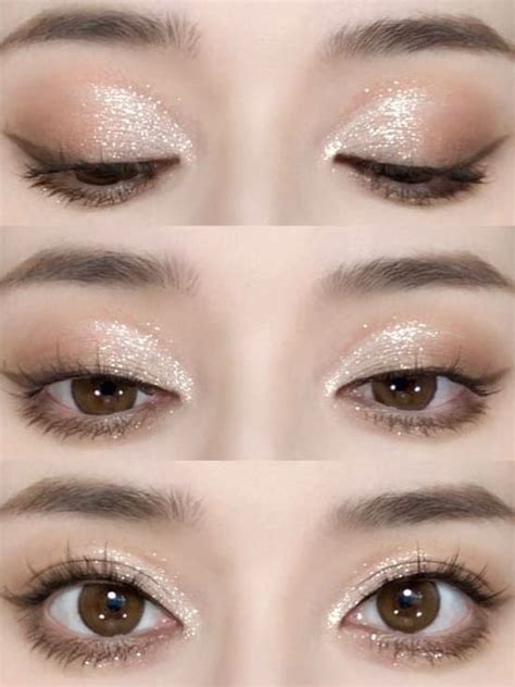 Glitter Eyeshadow Looks To Sparkle This Holiday Season Christmas