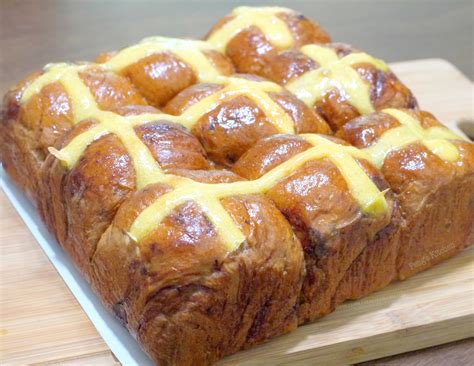 Peng S Kitchen Chocolate Spice Hot Cross Bun
