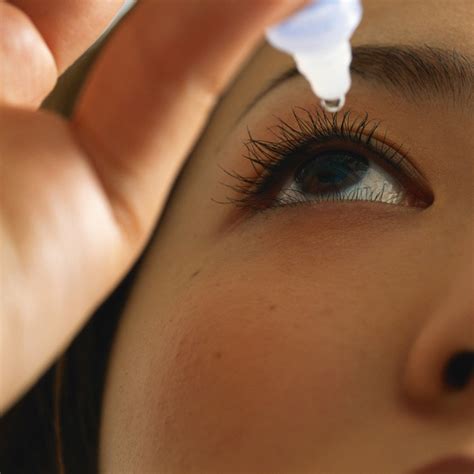 Contact Lens Rules People With Dry Eyes Should Always