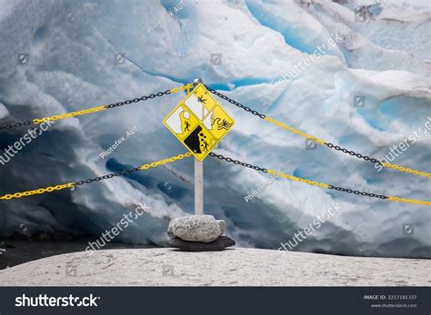 Warning Sign In Norway Images Stock Photos Vectors Shutterstock