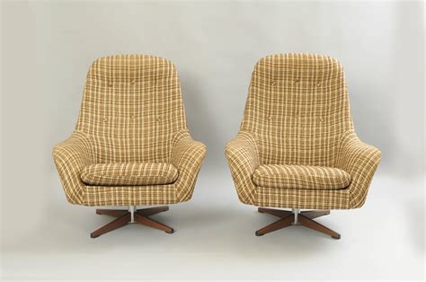 Pair Of Swedfurn Mid Century Modern Pod Swivel Lounge Chairs Overman