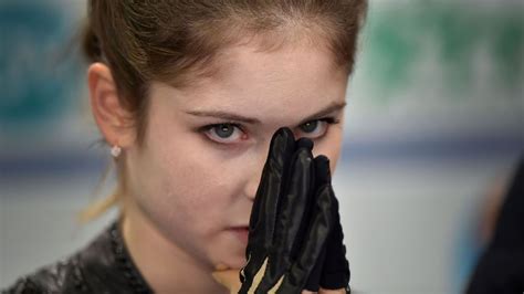 Skater Yulia Lipnitskaya Retires At 19 After Battling Anorexia Espn