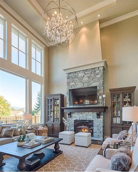 Love this high ceiling family room! By @theclayway. #livingroom # ...