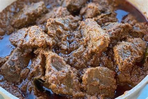 Tips Masak Rendang Daging Sapi Biar Cepat Empuk Bumbu Meresap Maksimal