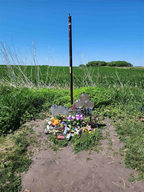 Buddy Holly Crash Site Directions - The Driveby Tourist