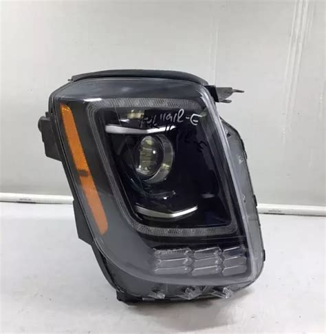 2020 2021 KIA TELLURIDE Halogen Projector Right Passenger RH OEM