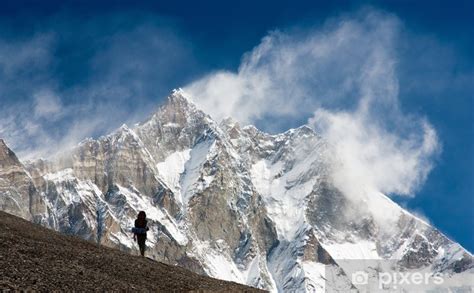 Transparant Gordijn Lhotse Met Storm Turist En Sneeuw Wolken PIXERS NL