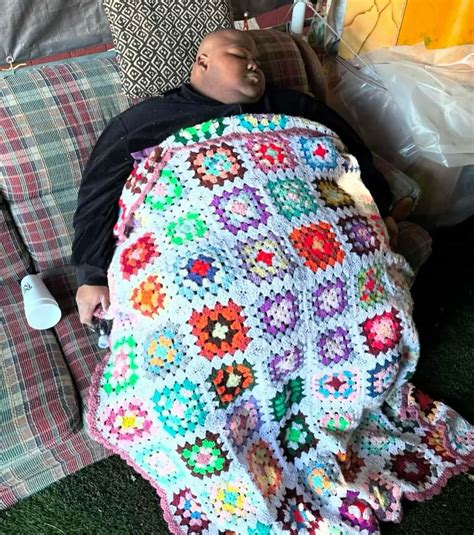 how much does dave blunts weigh 10