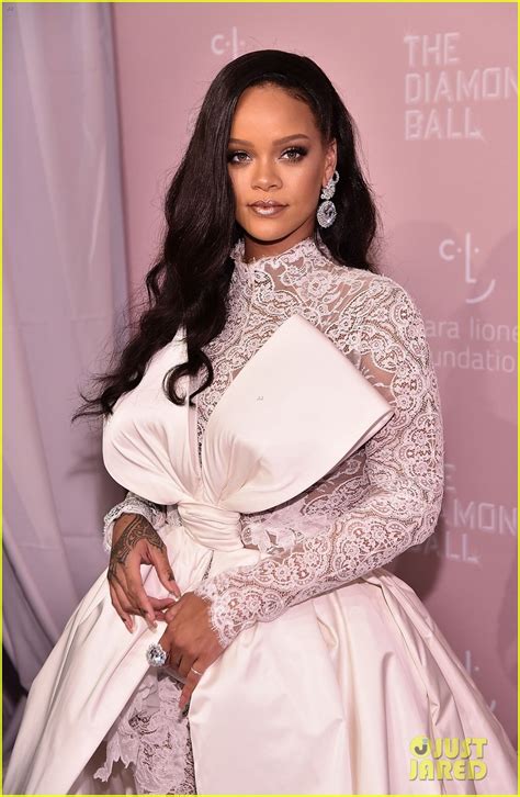 Rihanna Looks Major In White Lace Look At Diamond Ball 2018 Photo