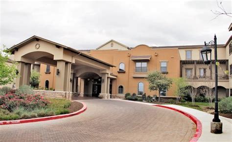 Best Assisted Living in San Antonio, TX | Retirement Living