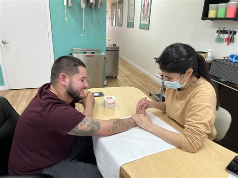 5 treatment options if you have thumb arthritis - HandsOnTherapy