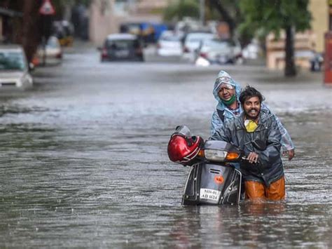 Imd Update आफत बनी बारिश दिल्‍ली यूपी से लेकर राजस्‍थान तक पानी ही