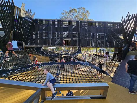 Adventure Playground Brisbane - Bradbury Park