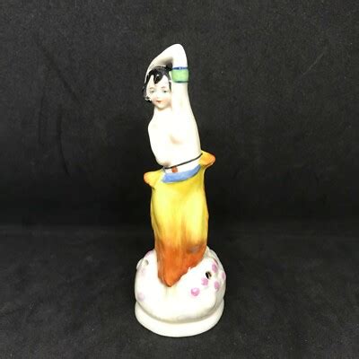 Figurines Porcelain Nude Lady