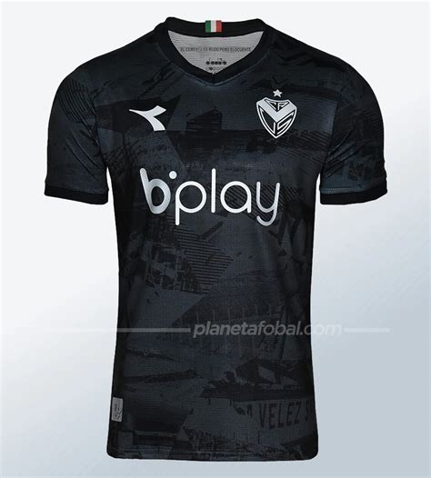 Camiseta Diadora de Vélez Sarsfield José Amalfitani 2023