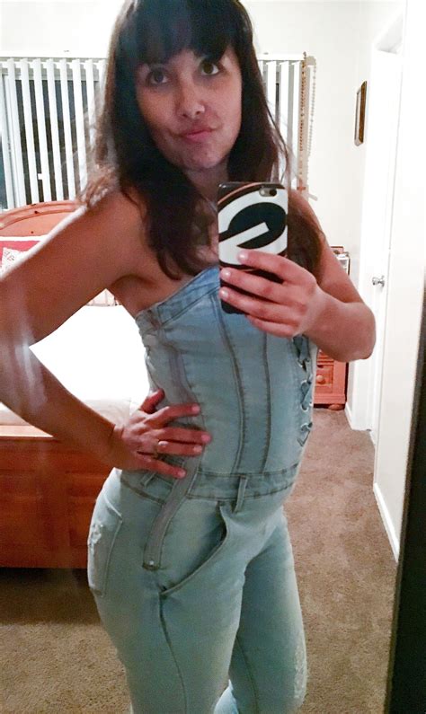 Sexy Latina Selfies Photo X Vid