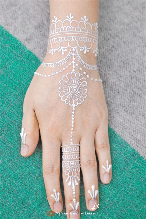 White Henna Diy White Henna Tattoo White Henna Designs White