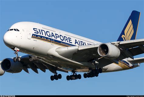 9V SKN Airbus A380 841 Singapore Airlines James Rowson JetPhotos