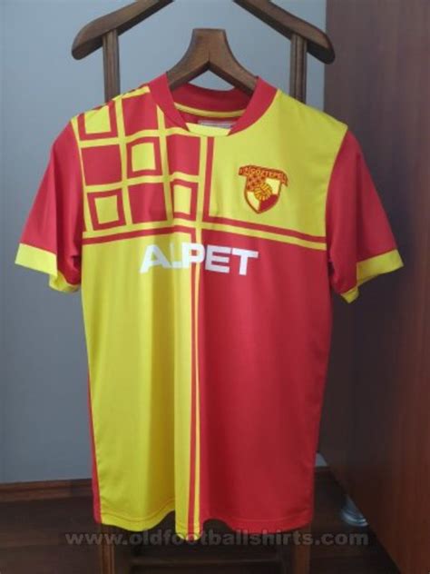 Göztepe 2013-14 Home Kit