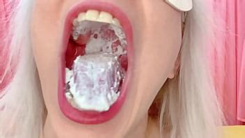 VORE DESAYUNO CON CREMA BATIDA MIMI DE MIA XVIDEOS