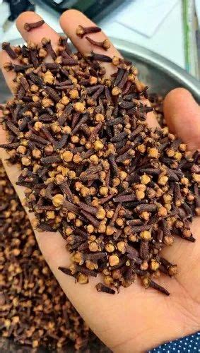 Brown Whole Dry Clove Packaging Size 10 Kg At Rs 1180 Kg In Ahmedabad