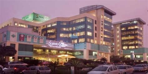 Max Super Specialty Hospital Saket | Top 10 Hospital in India | Best ...