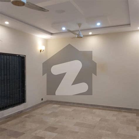 10 Marla Brand New Frist Entry Upar Portion For Rent In Iep Town Sector