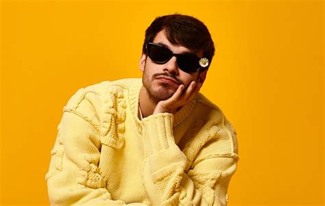 Rex Orange County Scores First Uk Number One Album With Who Cares